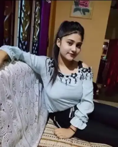 Call Girls Service in Sironcha